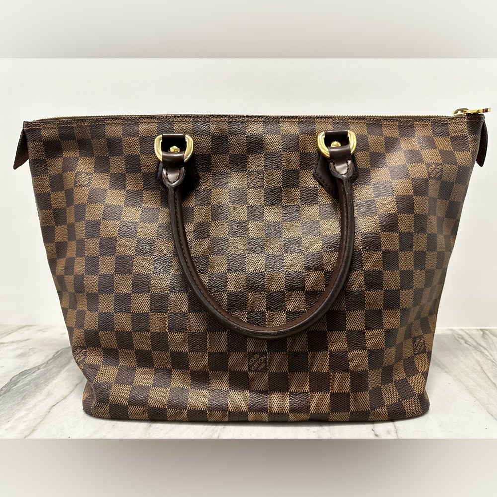 Louis Vuitton- Damier Ebene Saleya MM